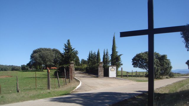 Rehabilitación del Cementerio Municipal. Santa Elena (Jáen)